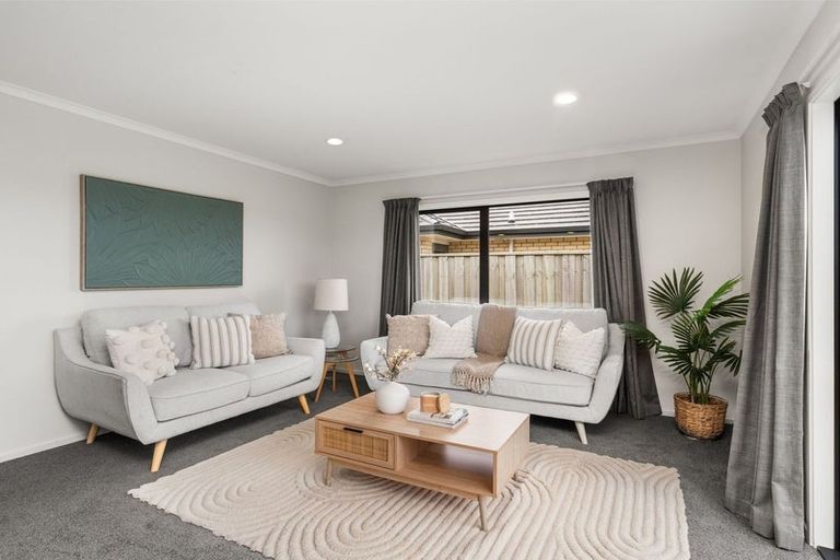 Photo of property in 32 Hodgkinson Road, Pegasus, 7612