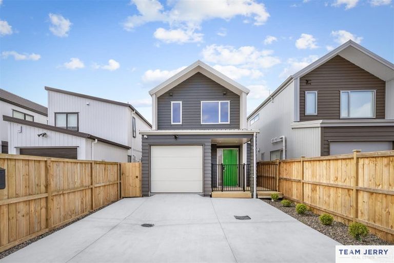 Photo of property in 14 Hoia Street, Papakura, 2110