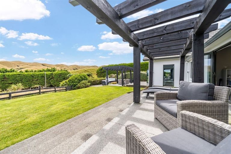Photo of property in 830 Ohariu Valley Road, Ohariu, Wellington, 6037