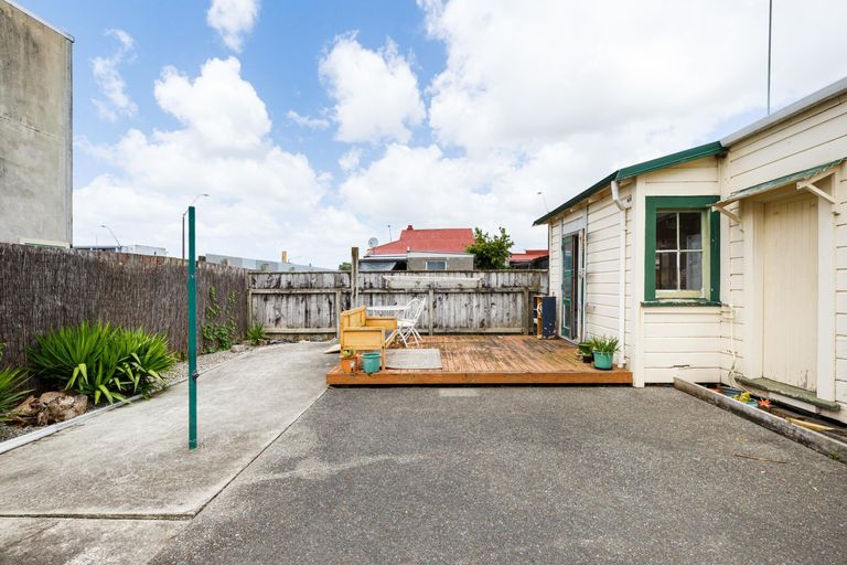 Photo of property in 11 Aspen Way, Kelvin Grove, Palmerston North, 4414
