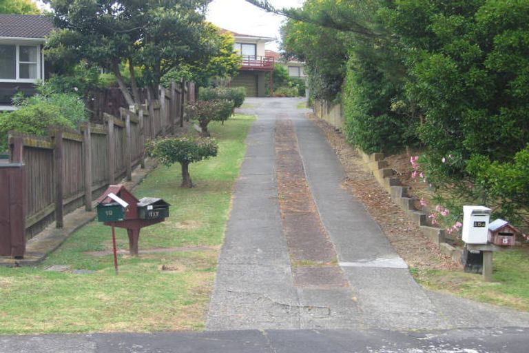 Photo of property in 19 Ramillies Place, Glenfield, Auckland, 0629