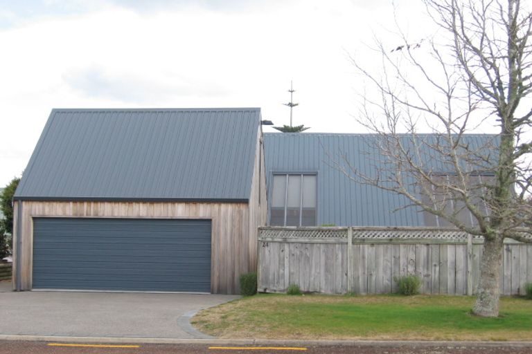 Photo of property in 24 Sheppard Avenue, Pauanui, Hikuai, 3579