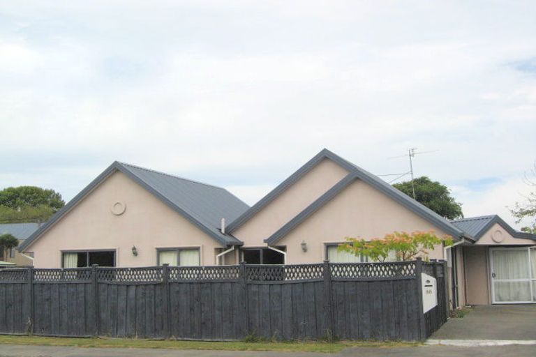 Photo of property in 88 Knowles Street, St Albans, Christchurch, 8052