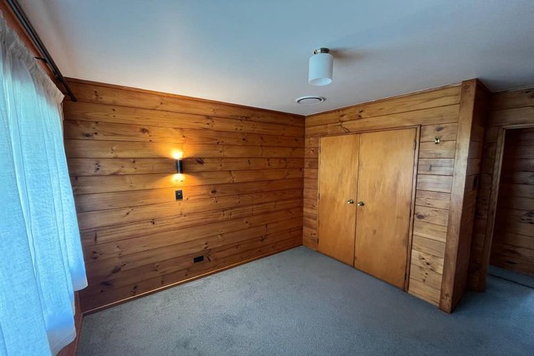 Photo of property in 3/8a Alma Street, Te Atatu South, Auckland, 0610