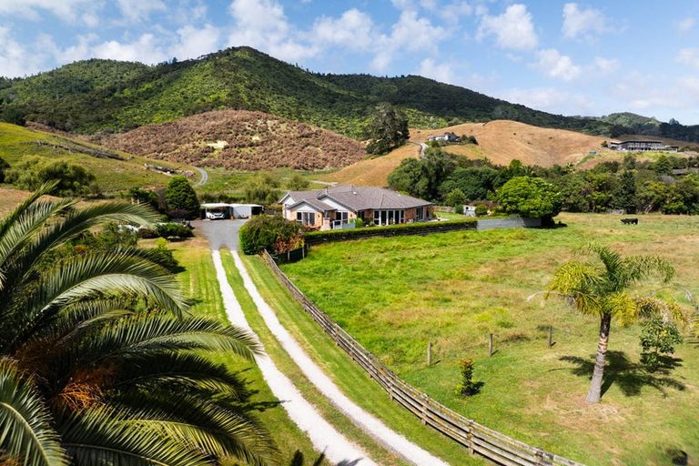 Photo of property in 21 Parker Road, Huntly, 3771