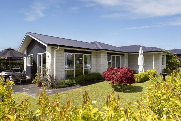 Photo of property in 11 Maison Way, Rangatira Park, Taupo, 3330