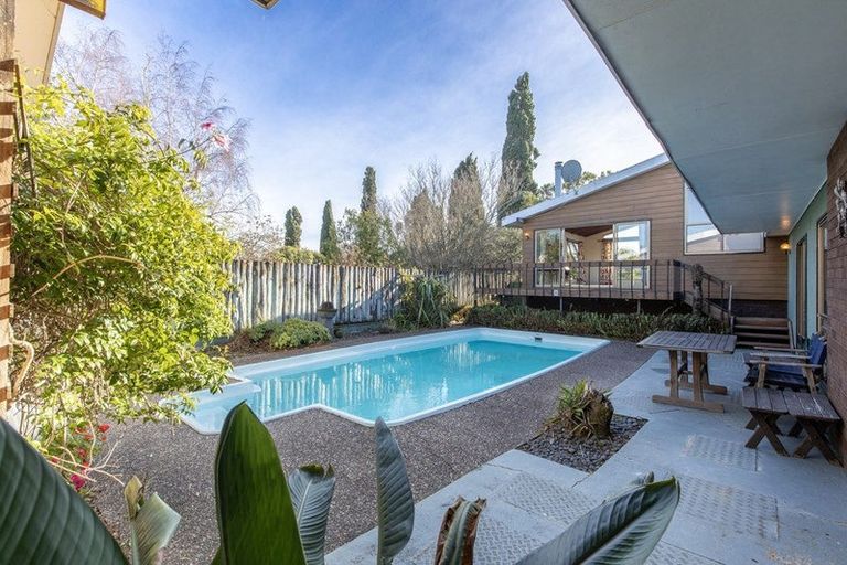 Photo of property in 17a Gaisford Terrace, Waipukurau, 4200