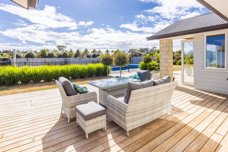 Photo of property in 17 Margot Lane, Matangi, Hamilton, 3283