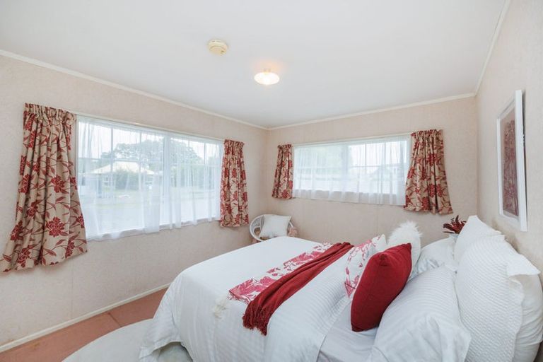 Photo of property in 42a Pinedale Parade, Milson, Palmerston North, 4414
