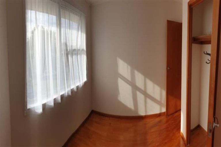 Photo of property in 15 De Thiery Place, Pakuranga Heights, Auckland, 2010