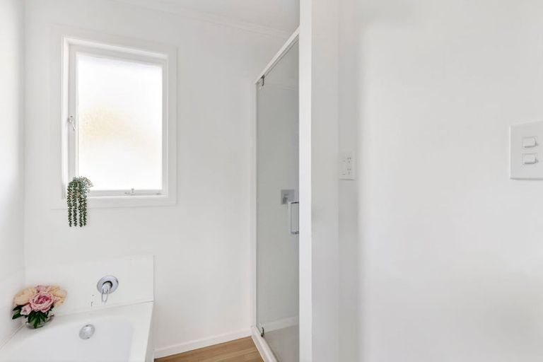 Photo of property in 40 Southsea Crescent, Silverdale, Hamilton, 3216