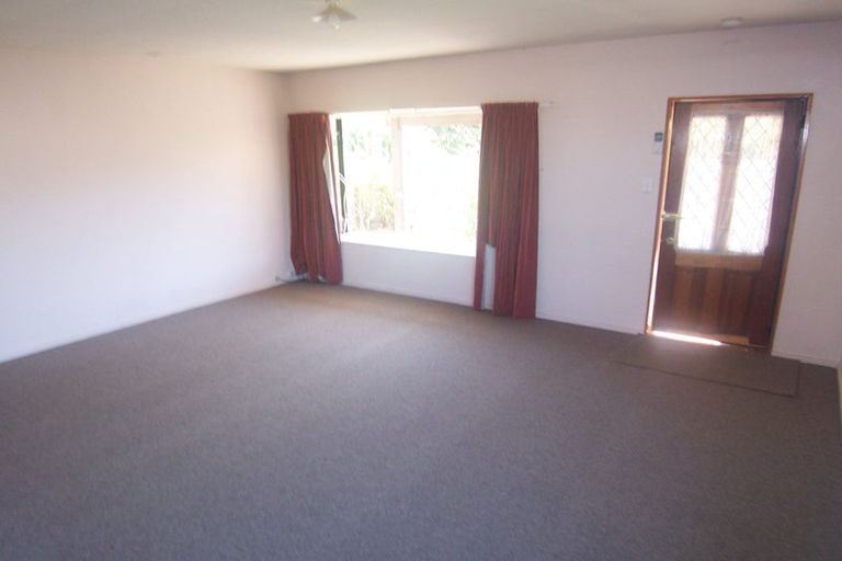 Photo of property in 118 Springs Road, Hornby, Christchurch, 8042