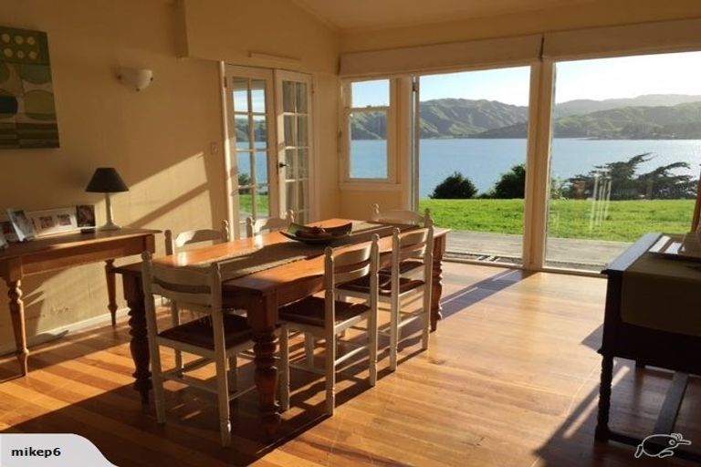 Photo of property in 300a Paremata Road, Whitby, Porirua, 5381