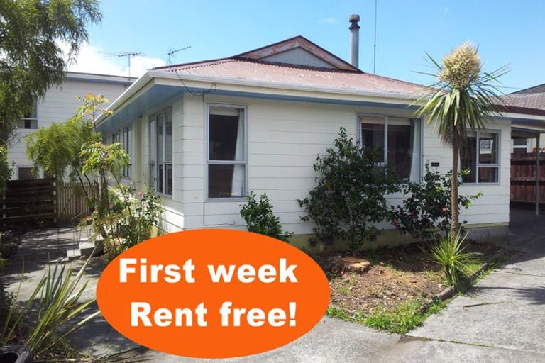 Photo of property in 28 Glynnbrooke Street, Te Atatu South, Auckland, 0610