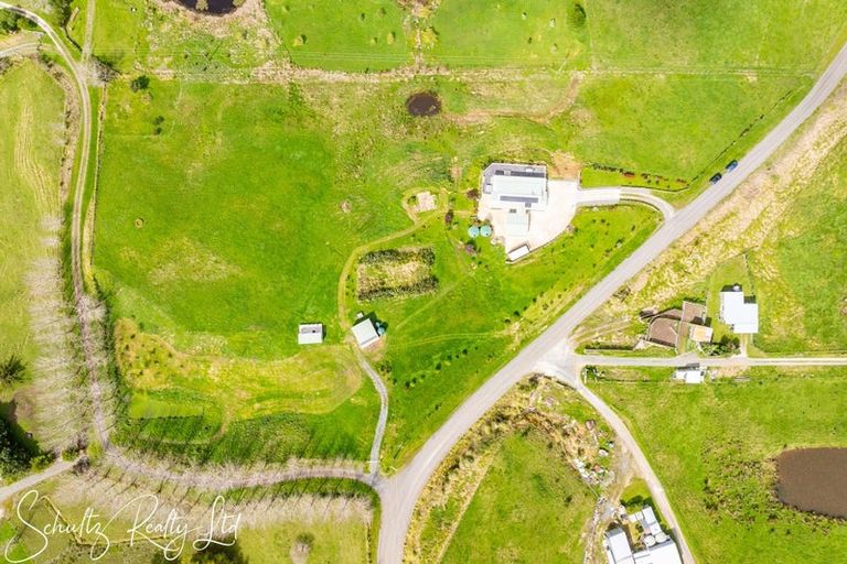 Photo of property in 70 Te Pahi River Drive, Paparoa, 0583