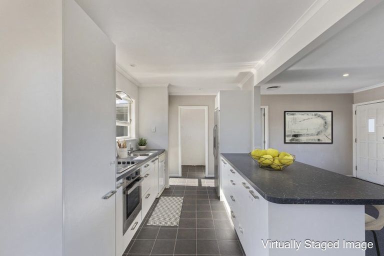 Photo of property in 43 Belair Avenue, Blagdon, New Plymouth, 4310