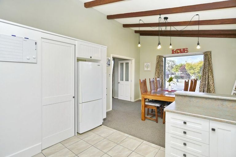 Photo of property in 7 Marlin Place, Mairehau, Christchurch, 8013