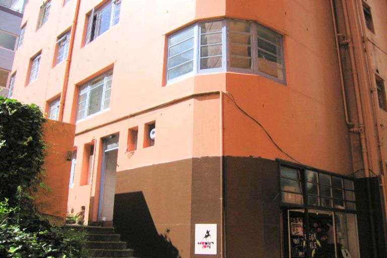 Photo of property in Embassy Court, 8/84 Boulcott Street, Wellington Central, Wellington, 6011