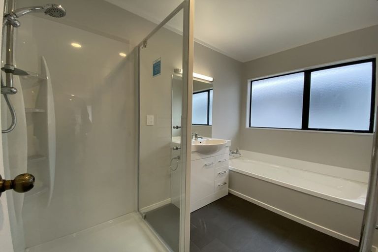 Photo of property in 60u5 Broderick Road, Johnsonville, Wellington, 6037