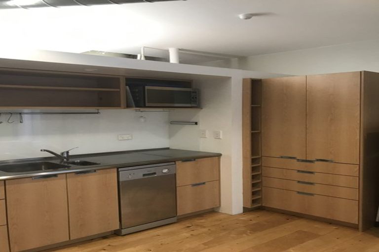 Photo of property in Hopper Street Apartments, 20u5 Hopper Street, Mount Cook, Wellington, 6011