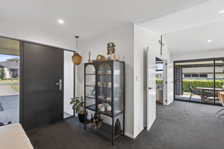 Photo of property in 44 Coby Sydney Drive, Bell Block, New Plymouth, 4312