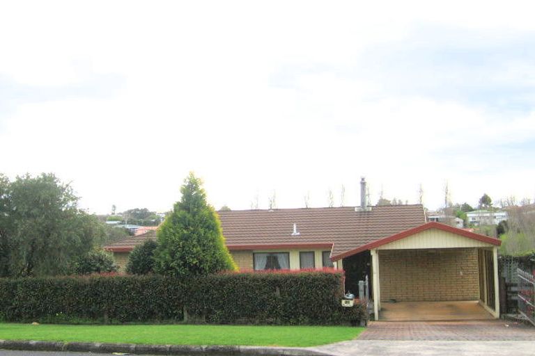 Photo of property in 73 Sutherland Road, Brookfield, Tauranga, 3110
