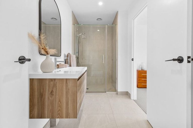 Photo of property in 26c Brennan Avenue, Te Atatu Peninsula, Auckland, 0610