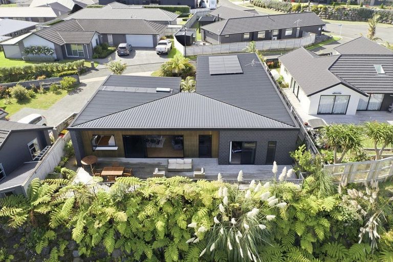 Photo of property in 3 Ashwood Lane, Bell Block, New Plymouth, 4312