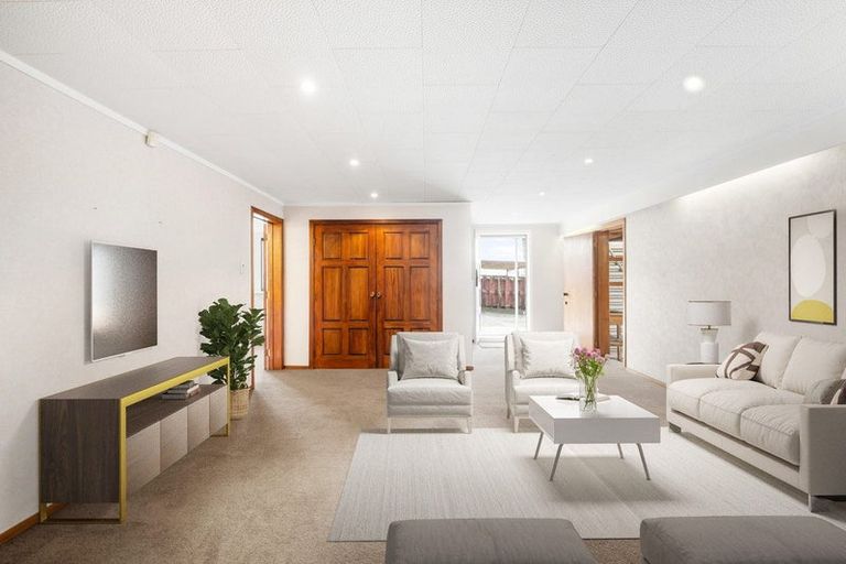 Photo of property in 245 Sunset Road, Sunnynook, Auckland, 0632