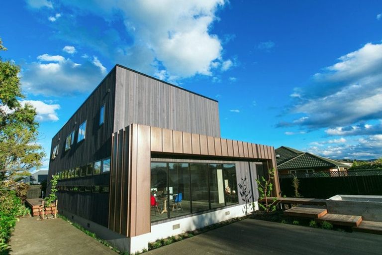 Photo of property in 5 Wharenui Road, Upper Riccarton, Christchurch, 8041