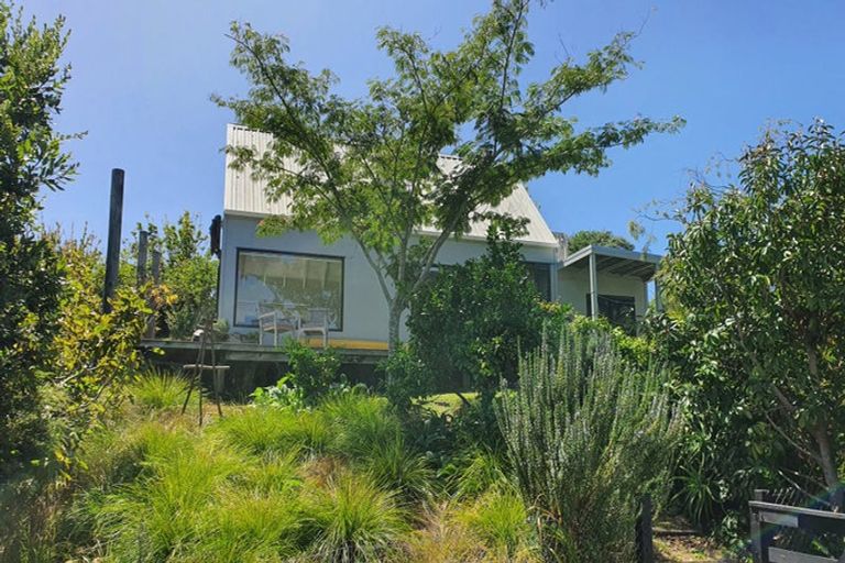 Photo of property in 3 Hall Head Road, Kawau Island, 0920