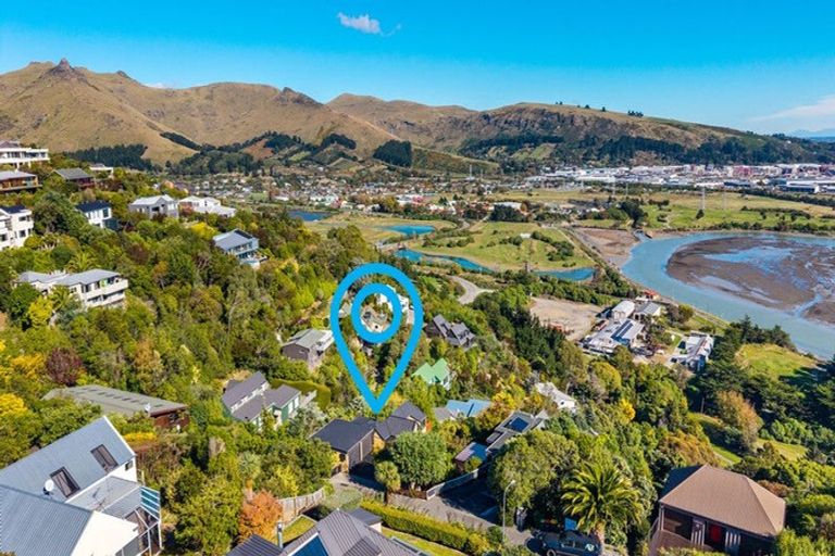 Photo of property in 10 Hobday Lane, Mount Pleasant, Christchurch, 8081