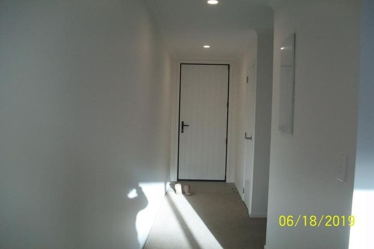 Photo of property in 264 Hobsonville Point Road, Hobsonville, Auckland, 0616