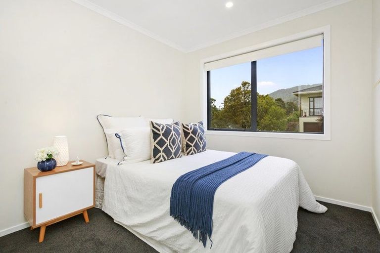 Photo of property in 1b Pembroke Street, Tawa, Wellington, 5028