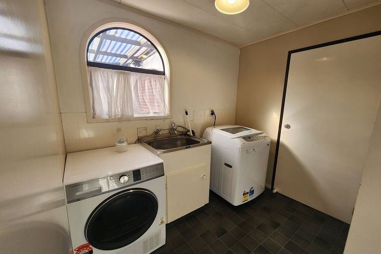 Photo of property in 2 Heatherlea Street, Outer Kaiti, Gisborne, 4010