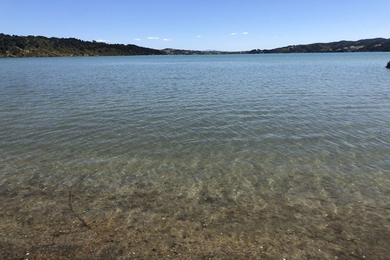 Photo of property in 29 Muritai Road, Parua Bay, Whangarei, 0174