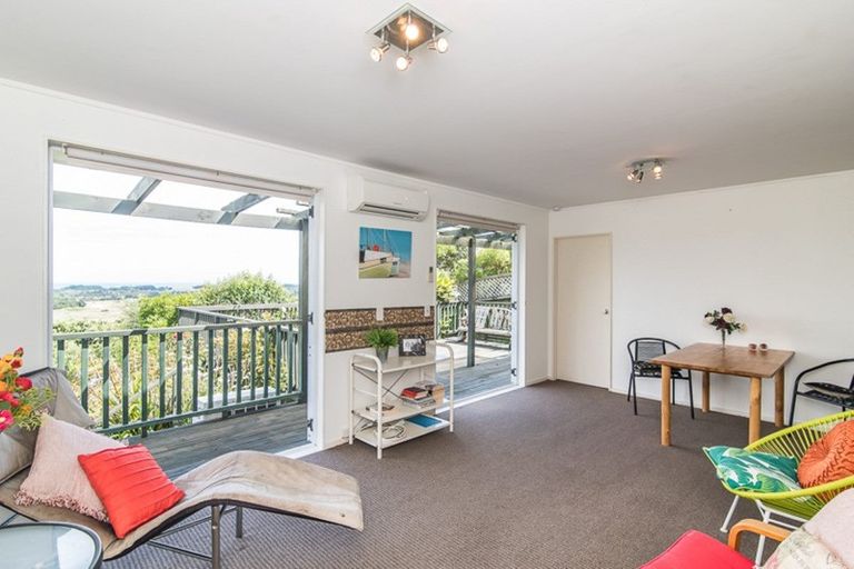 Photo of property in 63 Kotare Street, Waikanae, 5036