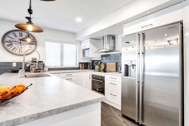 Photo of property in 1 Ward Street, Aramoho, Whanganui, 4500