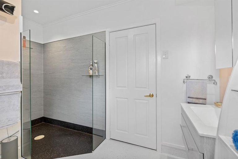 Photo of property in 34 Tanekaha Drive, Parahaki, Whangarei, 0112