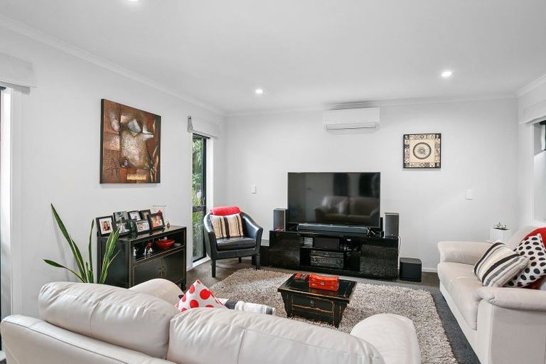 Photo of property in 8 Isobel Hodgson Drive, Cambridge, 3434