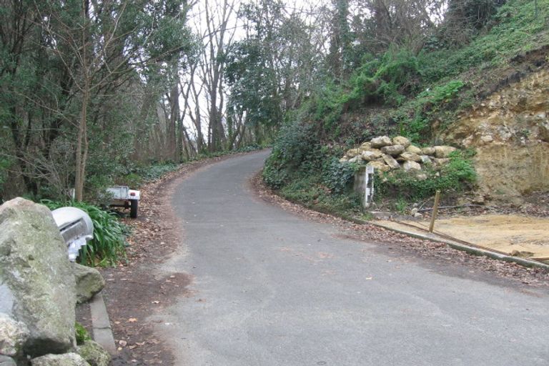Photo of property in 37 Burns Road, Hospital Hill, Napier, 4110