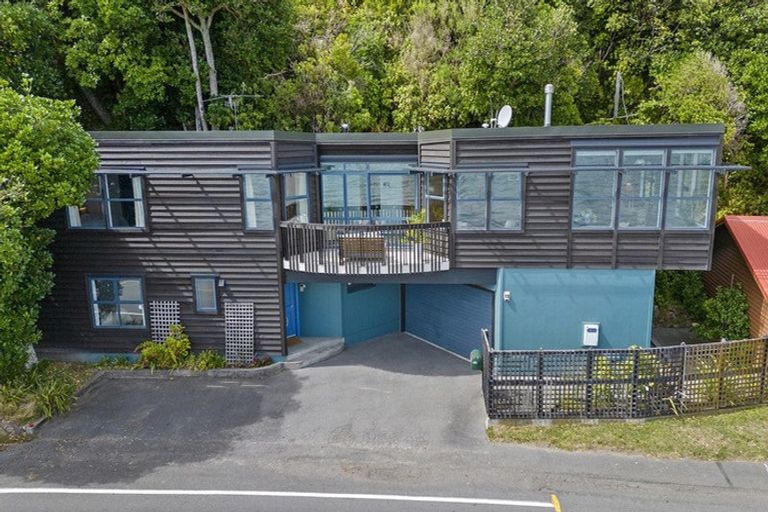 Photo of property in 445 Marine Dr Mahina Bay, Mahina Bay, Lower Hutt, 5013