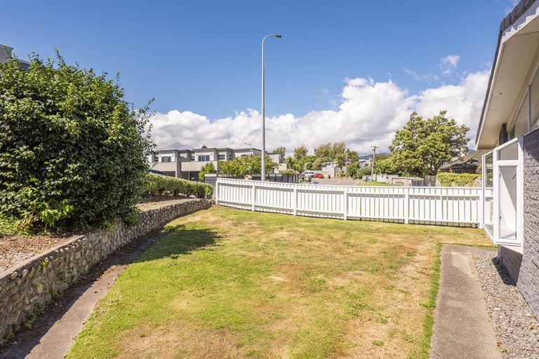 Photo of property in 75a Ocean Road, Paraparaumu Beach, Paraparaumu, 5032