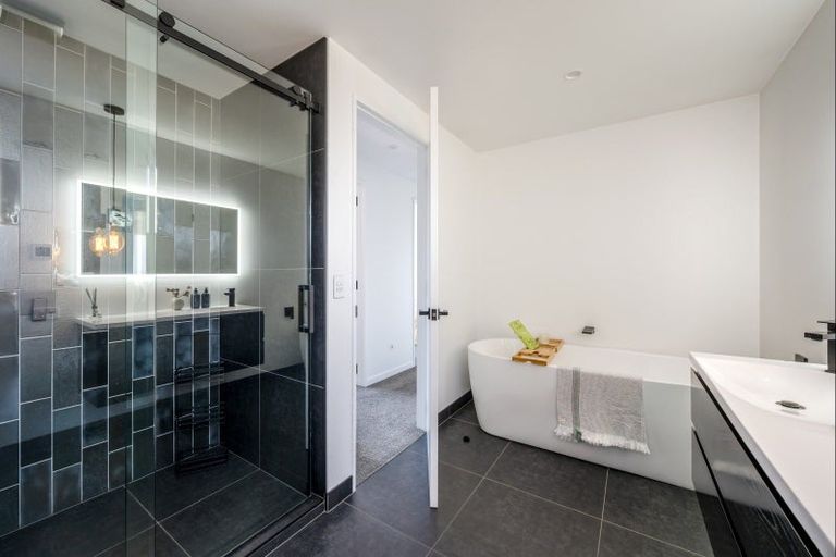 Photo of property in 251 Aubrey Road, Wanaka, 9305