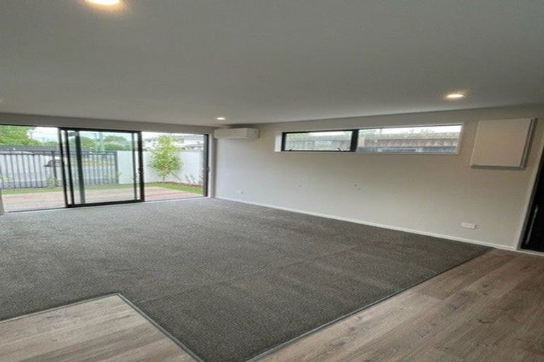 Photo of property in 1/162 Springfield Road, St Albans, Christchurch, 8014