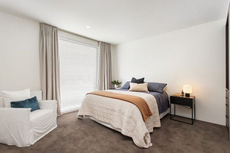 Photo of property in 27 Carlton Mill Road, Merivale, Christchurch, 8014