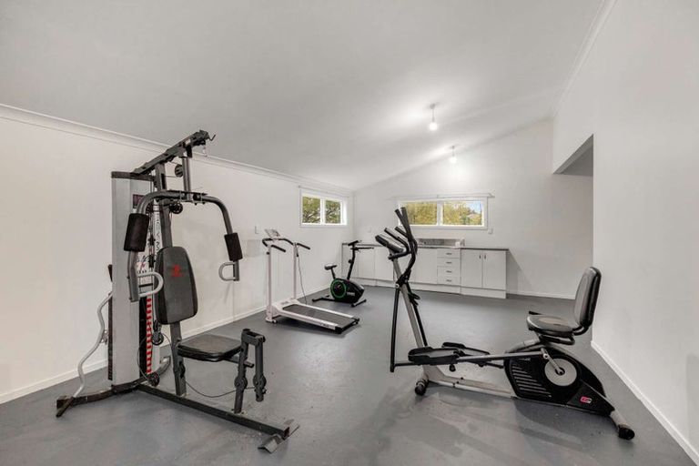 Photo of property in 674 Kelvin Grove Road, Kelvin Grove, Palmerston North, 4470
