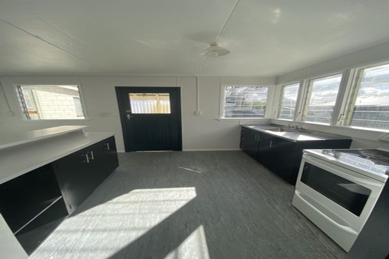 Photo of property in 1/1 Church Street, Terrace End, Palmerston North, 4410