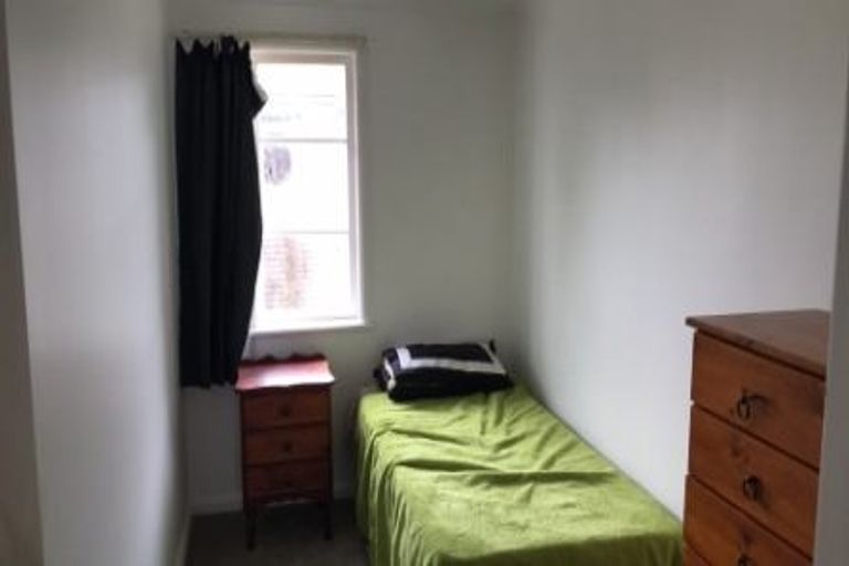 Photo of property in 2 Forth Street, Levin, 5510