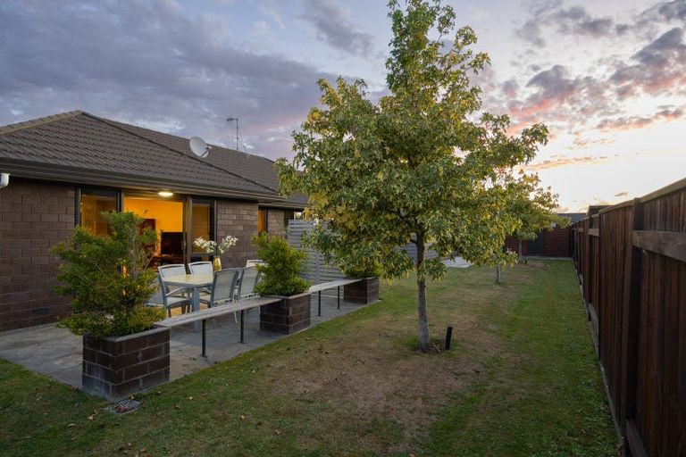 Photo of property in 47 Geneva Terrace, Kelvin Grove, Palmerston North, 4414